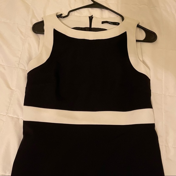 YERA BLACK AND WHITE FORMAL DRESS - Picture 4 of 4